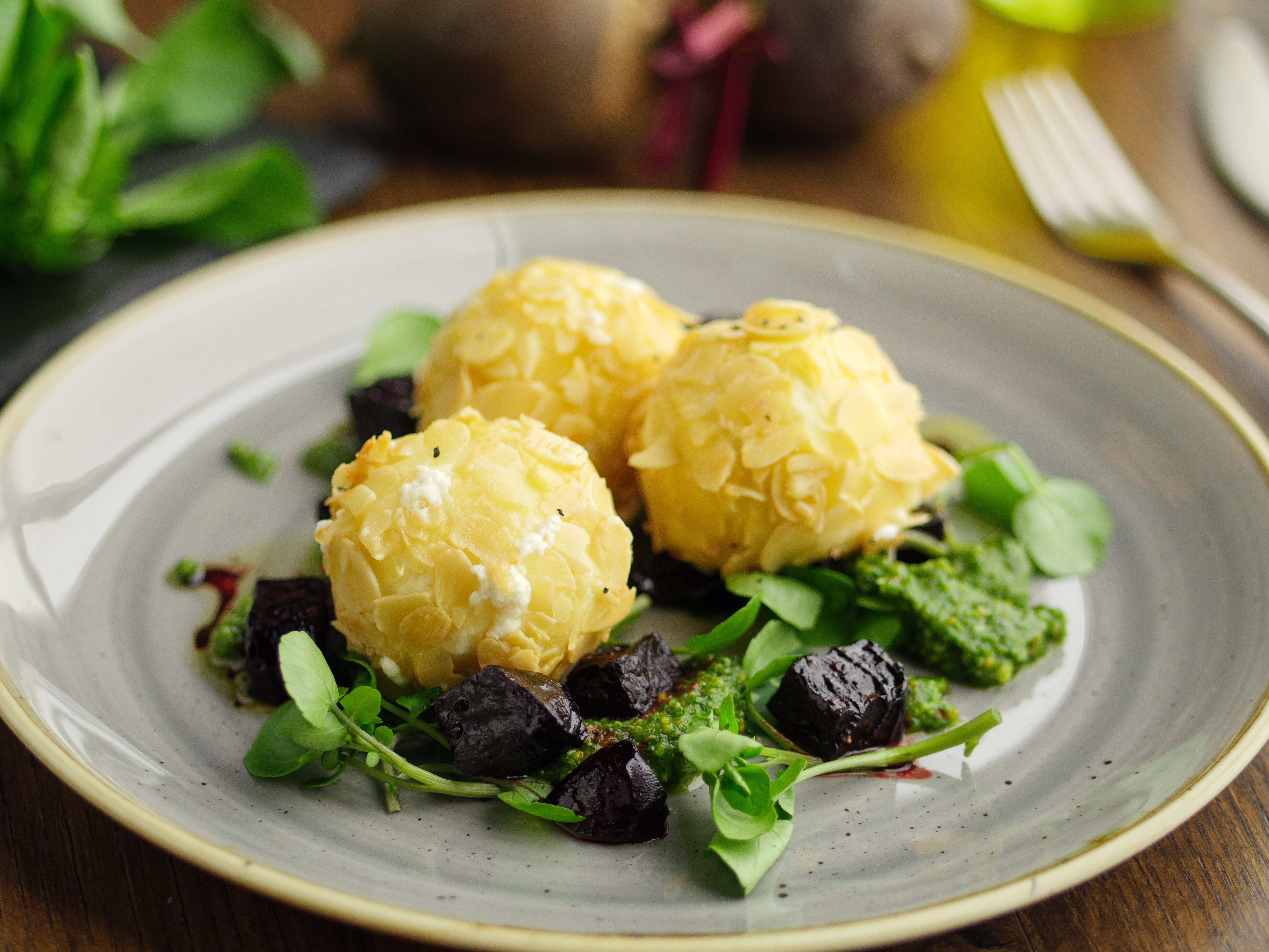 Sunday Brunch Articles Goats Cheese And Almonds All 4