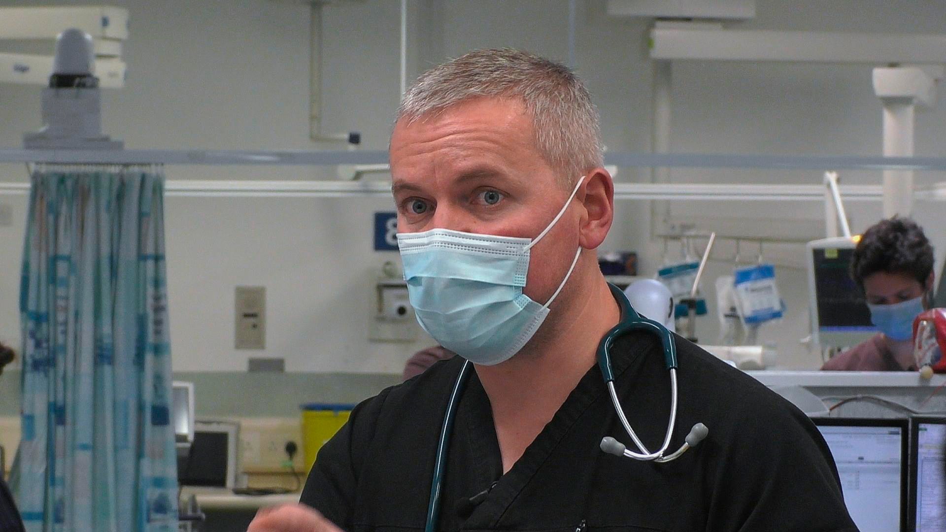 24 Hours in A&E - Series 23: Episode 3 | Channel 4