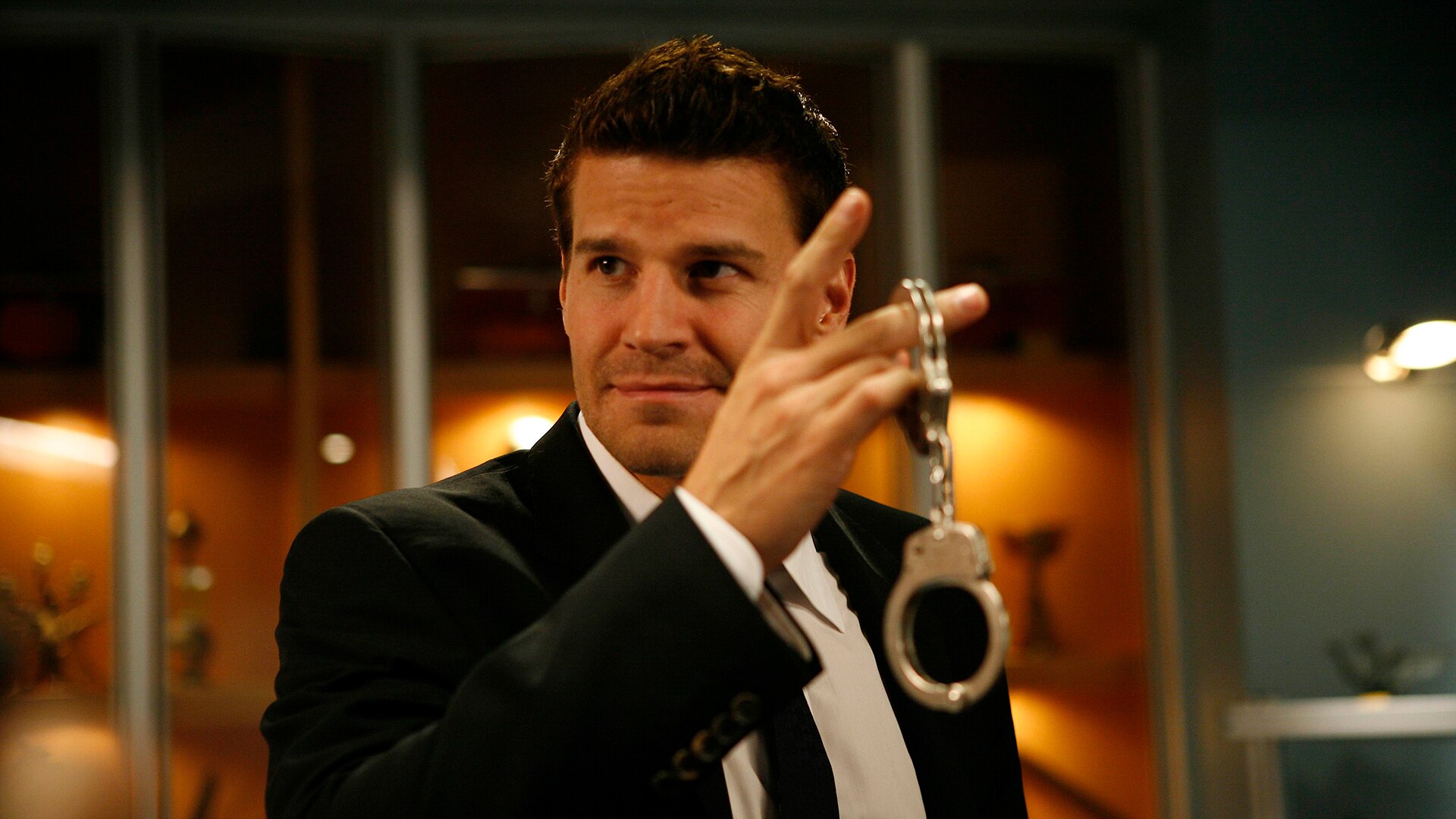 Watch Bones | Stream free on Channel 4