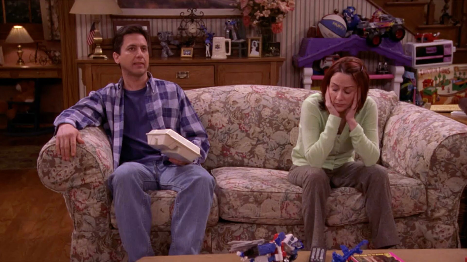 Everybody Loves Raymond - Series 6: Episode 13 | Channel 4