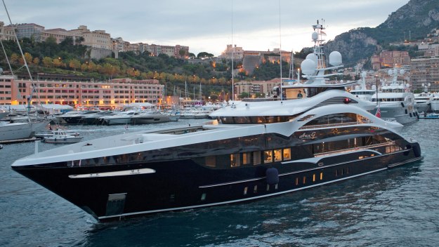 channel 4 million pound mega yachts