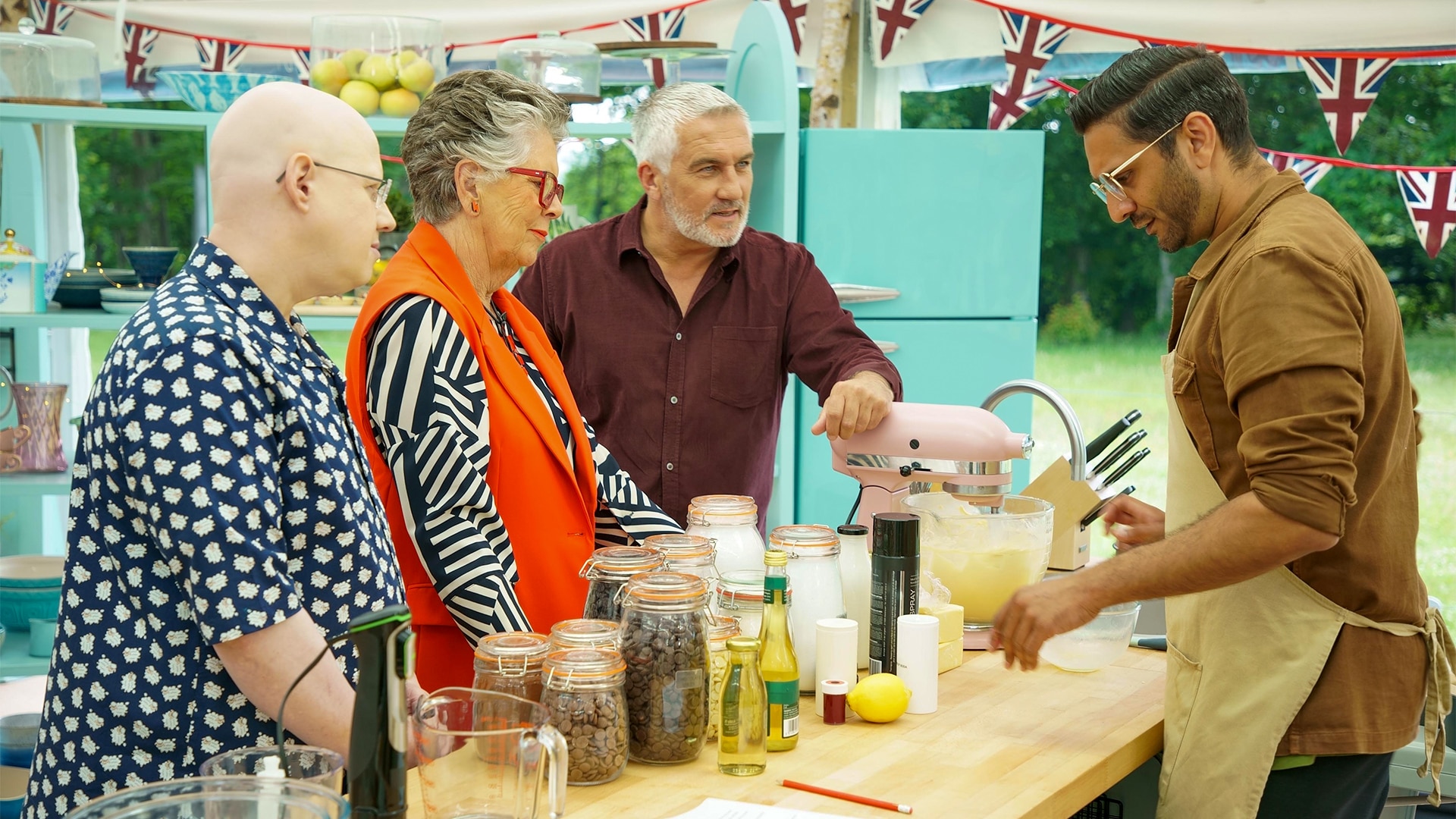 BAKE OFF ベイクオフ　9冊セット Amazon | The Great British Bake Off: Love to Bake: The