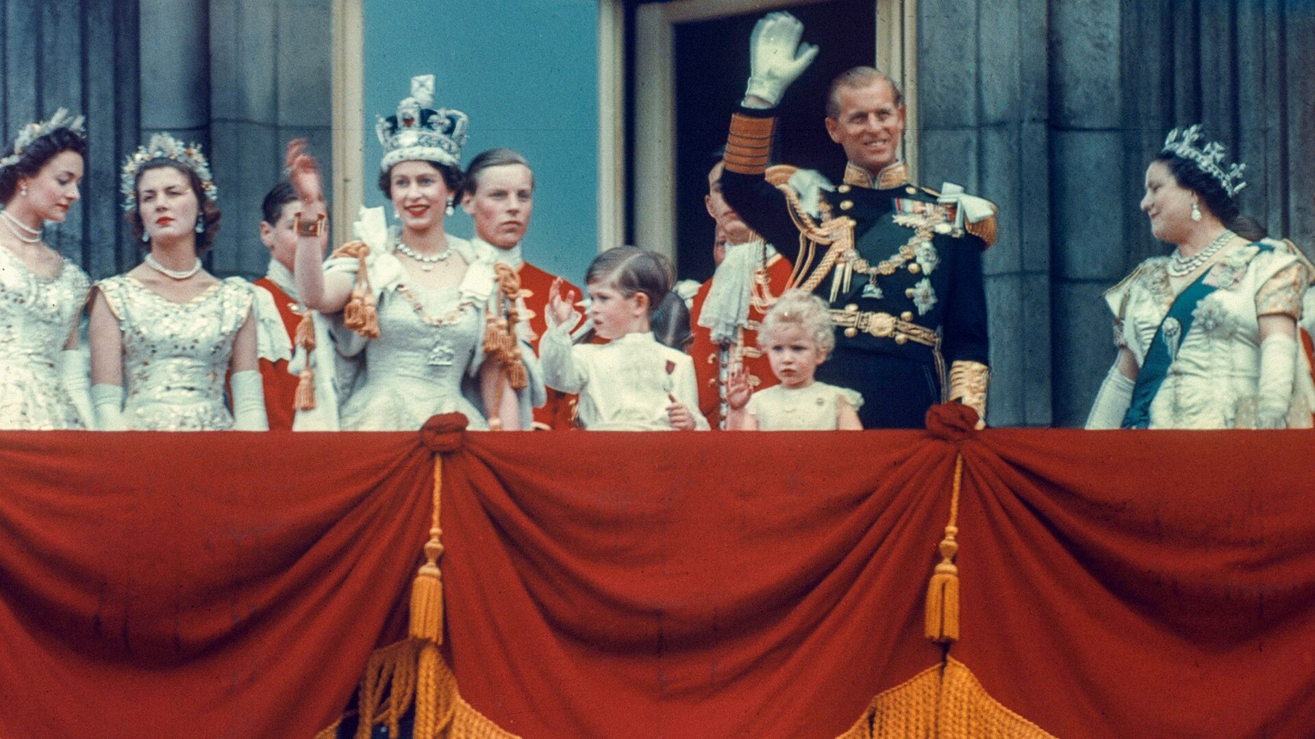 The Queen's Coronation Behind Palace Doors All 4