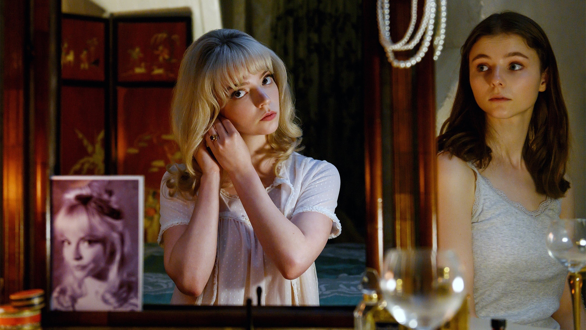 Watch Last Night in Soho | Stream free on Channel 4